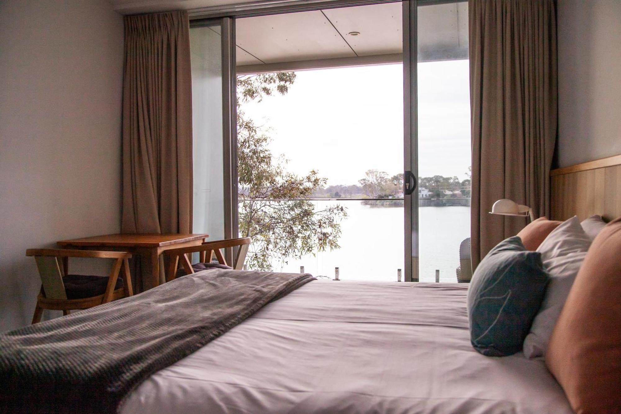 Nagambie Waterfront Motel Dış mekan fotoğraf