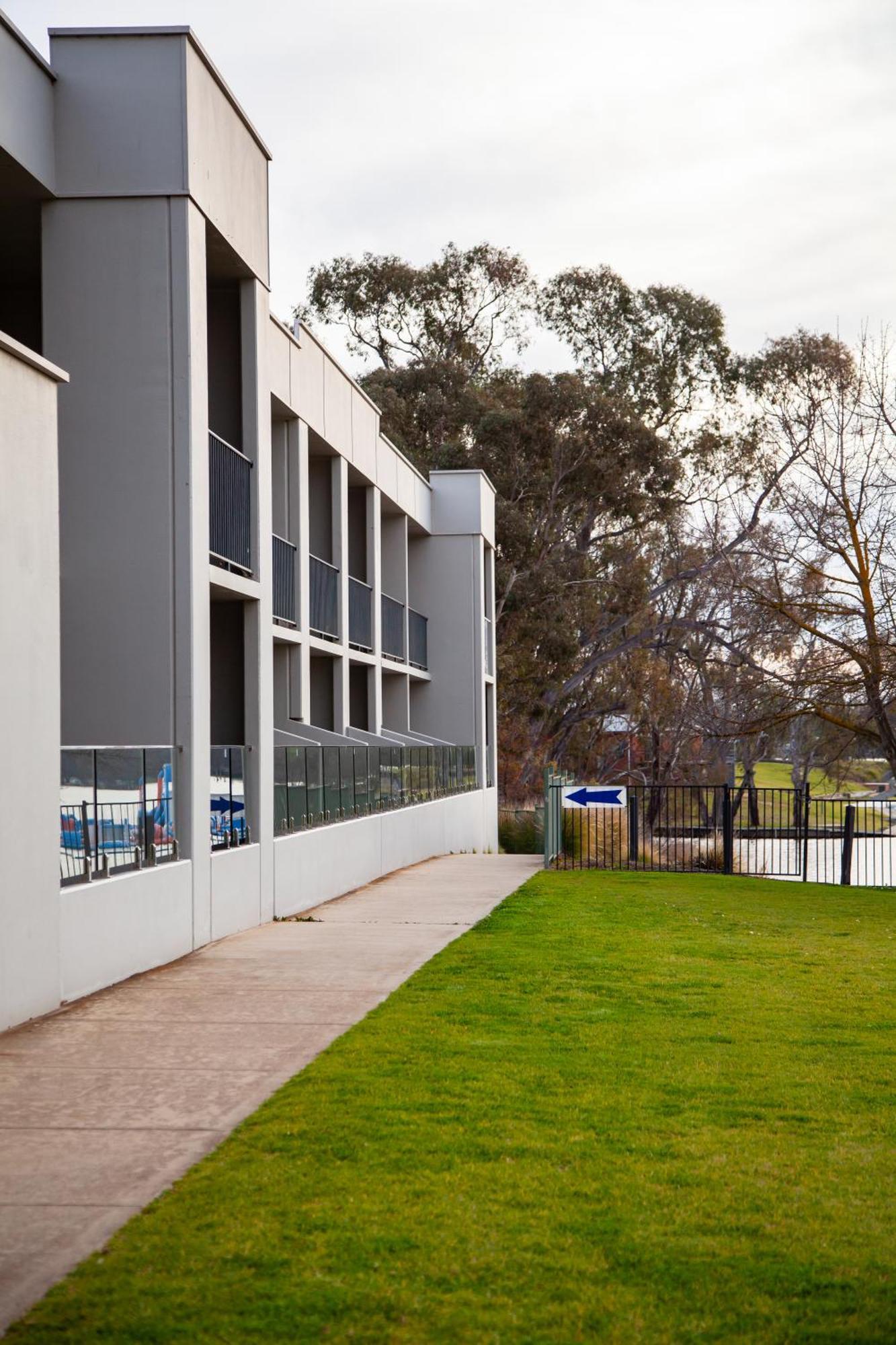 Nagambie Waterfront Motel Dış mekan fotoğraf
