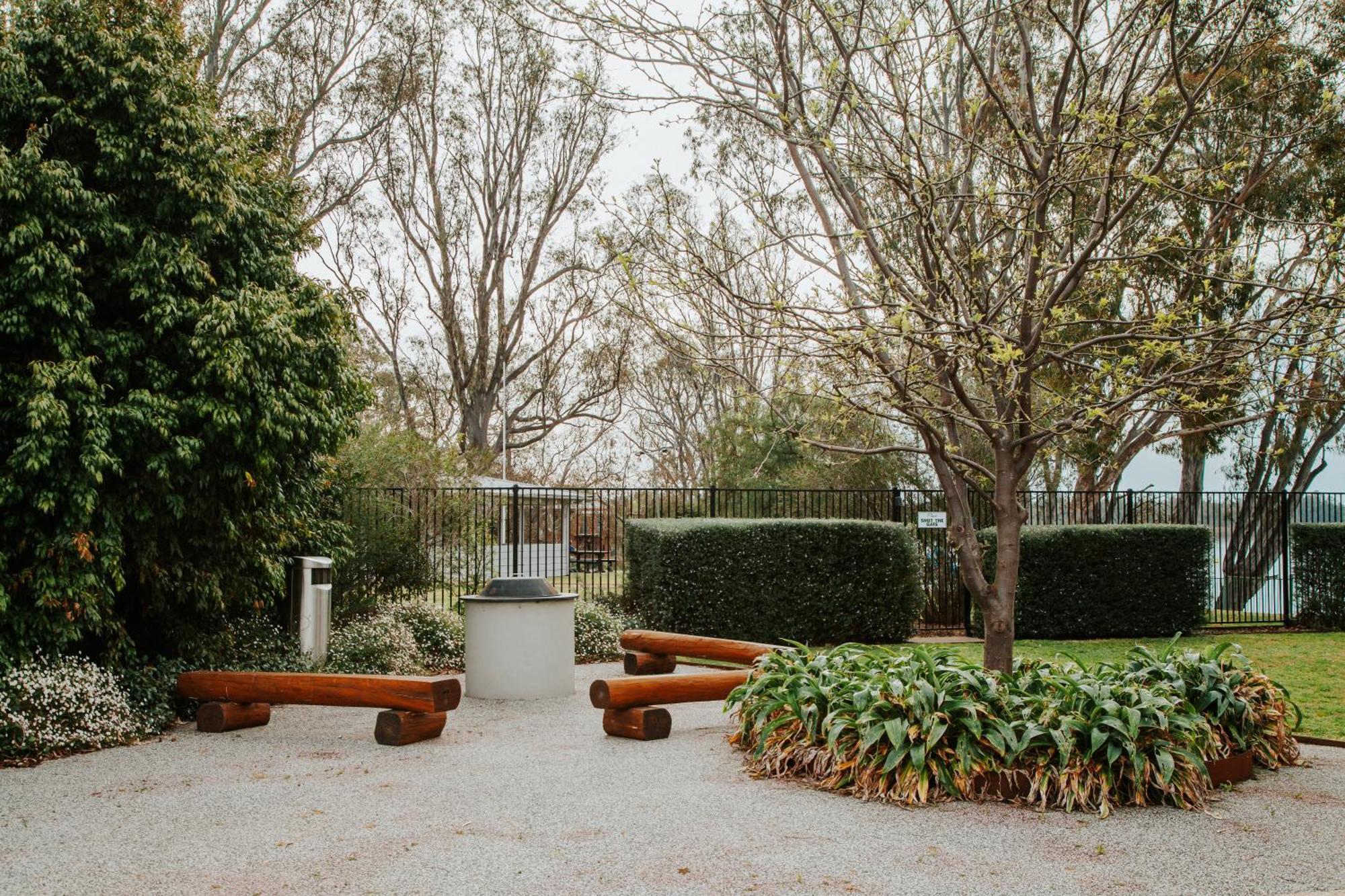 Nagambie Waterfront Motel Dış mekan fotoğraf