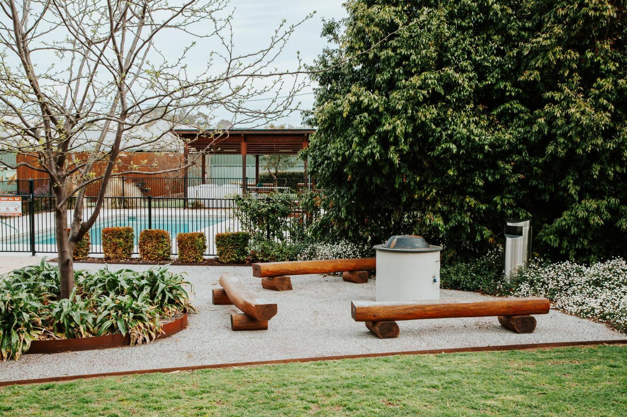 Nagambie Waterfront Motel Dış mekan fotoğraf